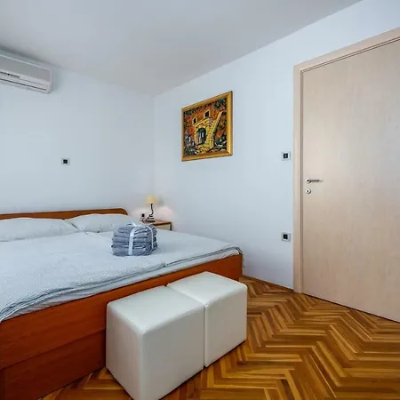 Branka - Monterol Pensjonat Umag