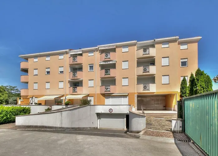 Guest house Branka - Monterol 3*