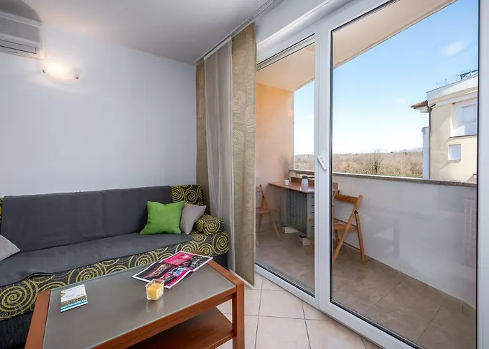 Guest house Branka - Monterol 3*